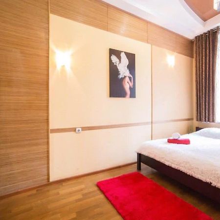 Rk Central Avenue Apartment ลวีฟ ภายนอก รูปภาพ